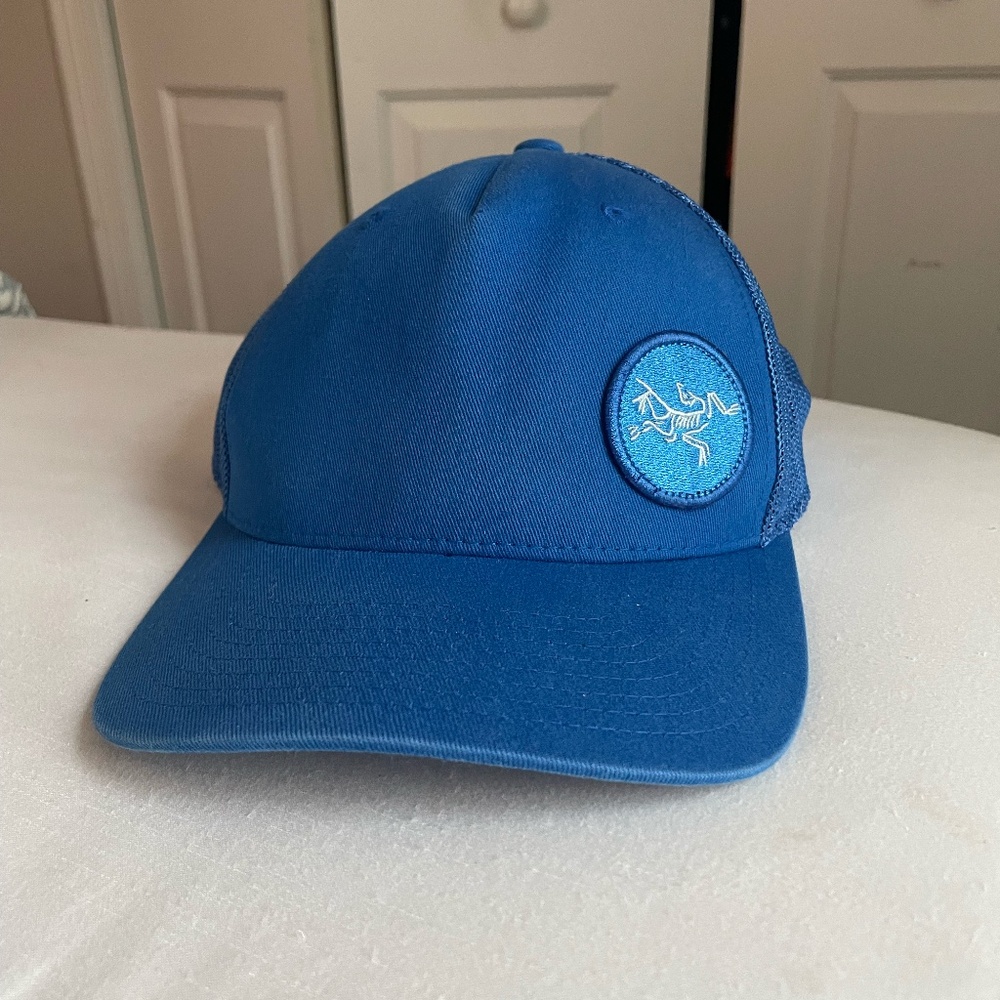 Arc'teryx Patch trucker hat
